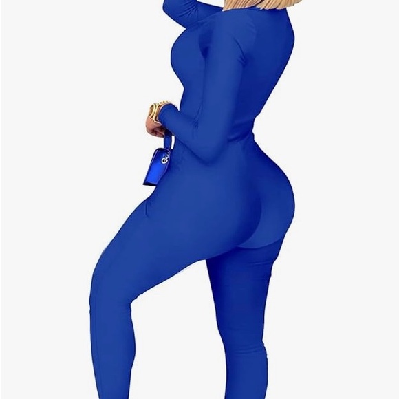 One Piece Set - Picture 2 of 7